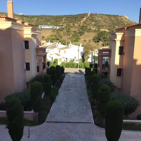 Beautiful Apartment With Swimming Pool In Algarve Luz